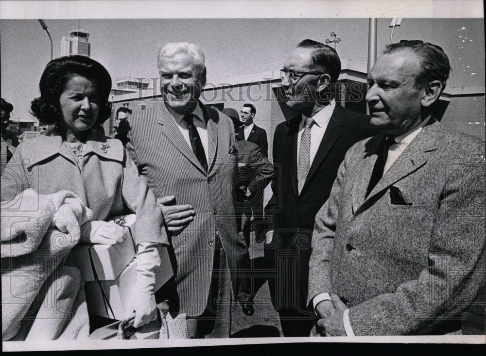 1964 Press Photo Mr Mrs David McDonald Denver Pueblo - RRW86143 - Historic Images