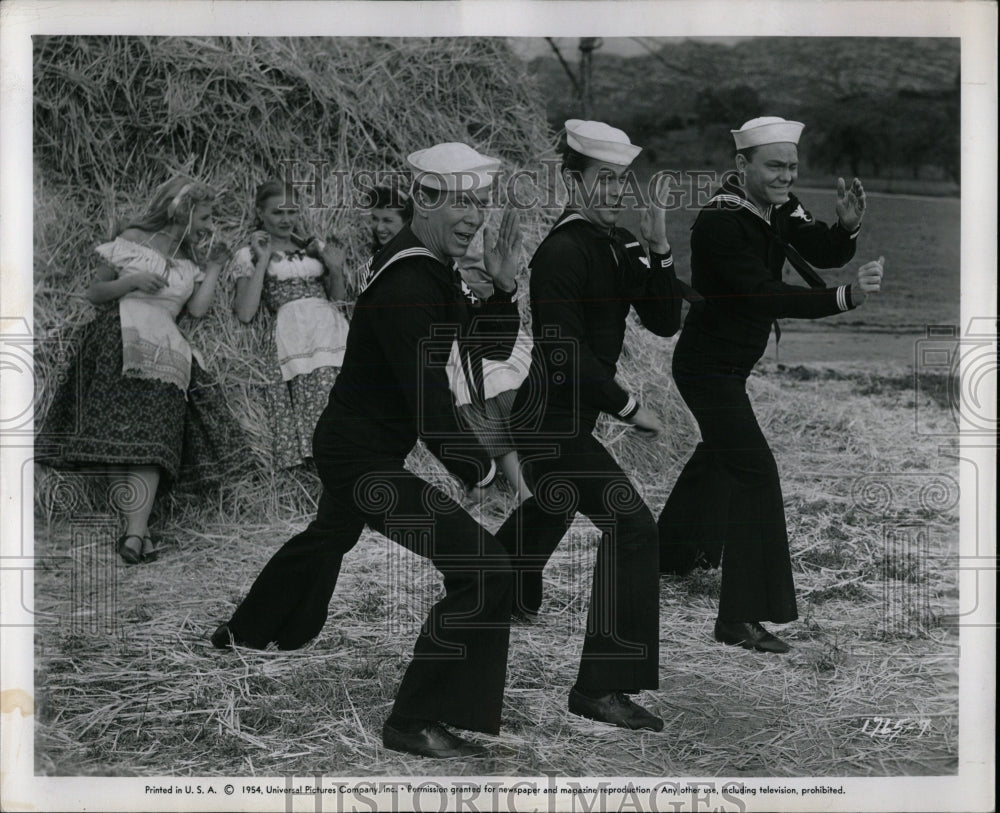 1955 Press Photo Tony Curtis Gene Nelson Paul Gilbert - RRW86185 - Historic Images