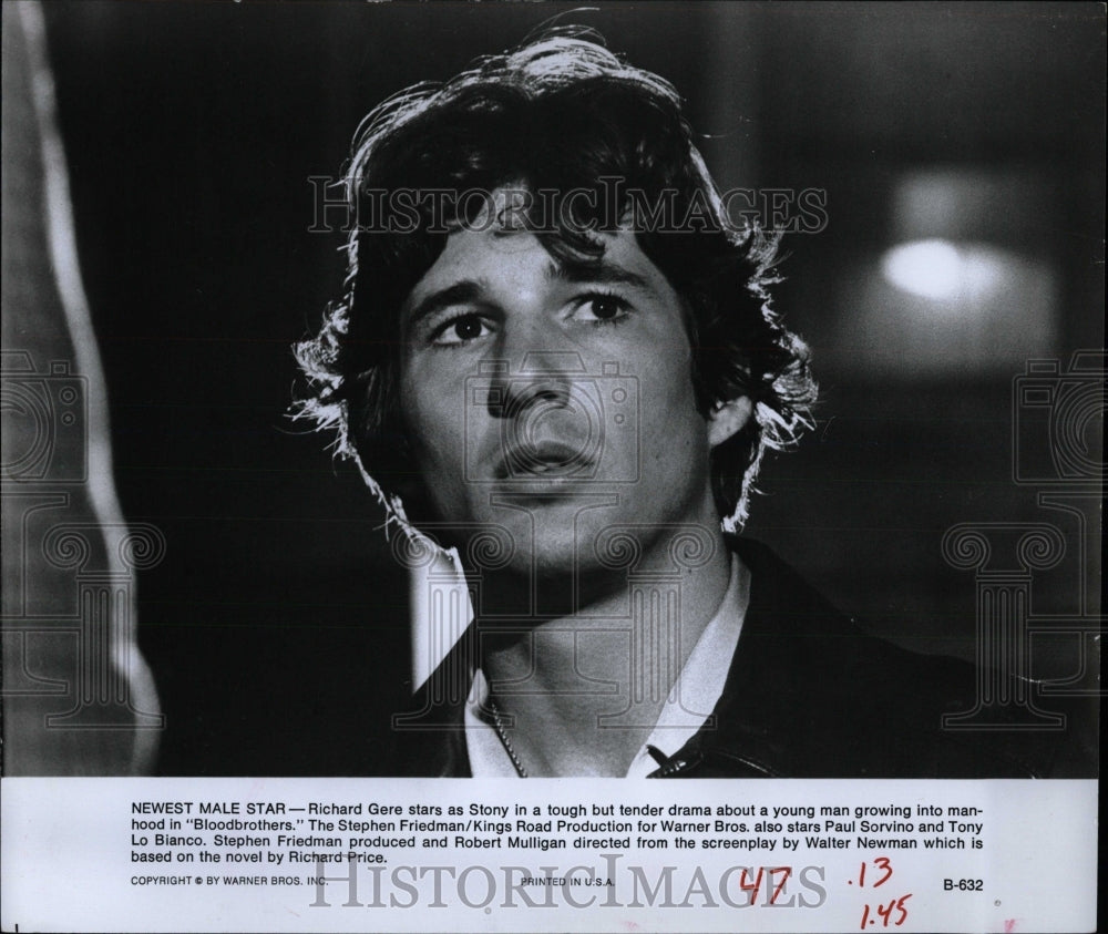 1983 Press Photo Richard Gere in &quot;Blood Brothers&quot; - RRW86429 - Historic Images