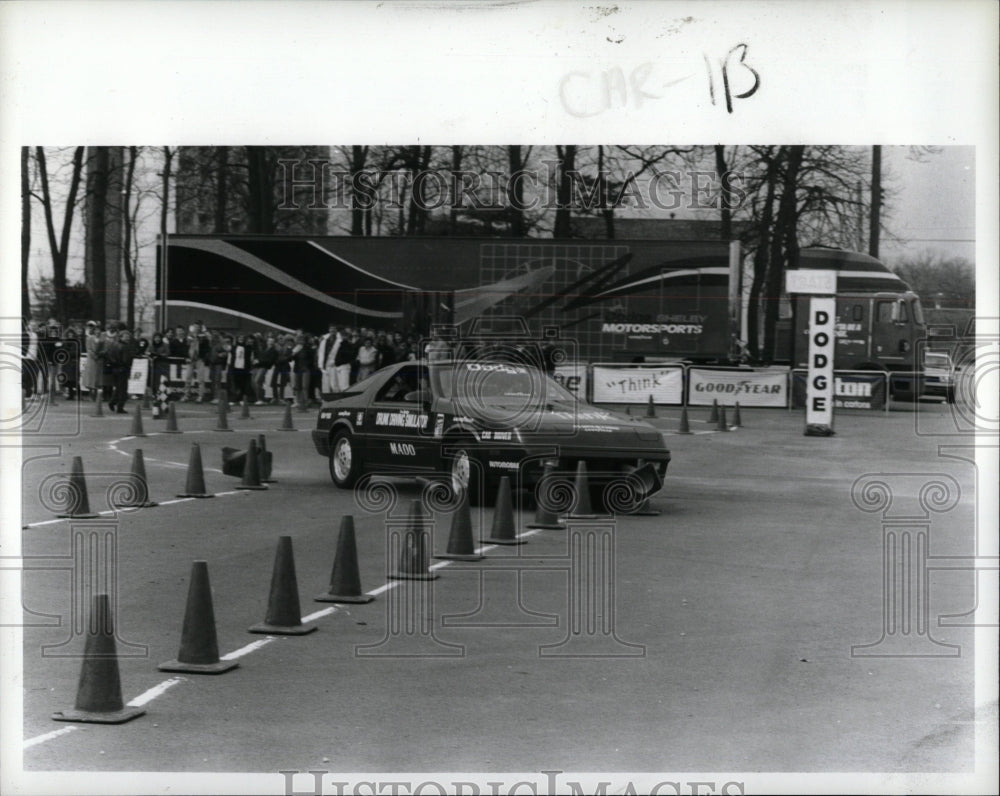 1988 Press Photo Drunk Car Driving Test Simulation - RRW86599 - Historic Images