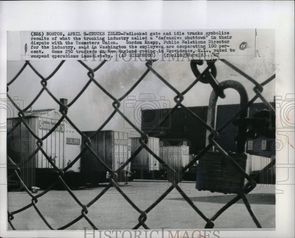 1967 Press Photo Truckers Strike Boston Area - RRW86707 - Historic Images