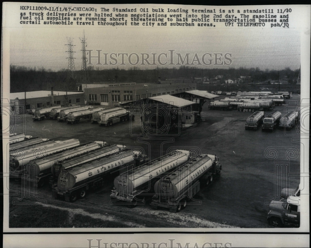 1967 Press Photo Oil bulk Truck Transportation - RRW86715 - Historic Images