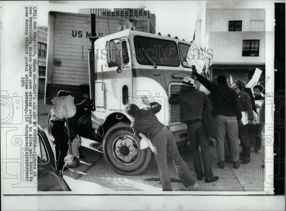 1970 Press Photo Strikes Rincon Annex Post Office - RRW86789 - Historic Images