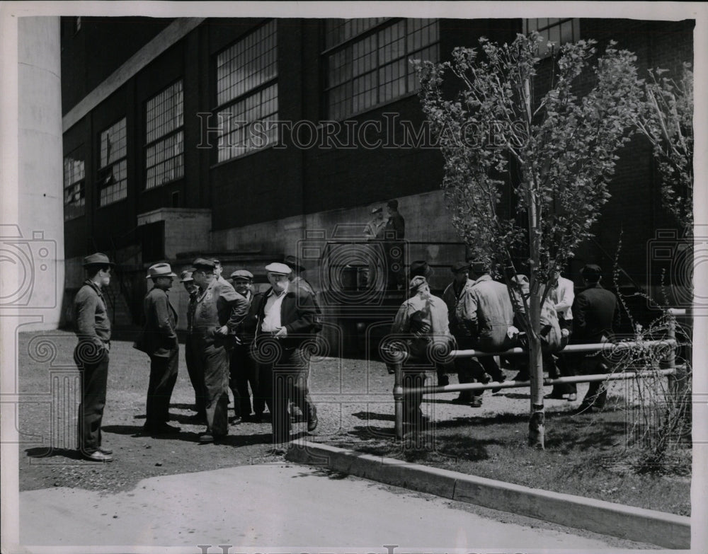 1937 Press Photo Strike Power Plant No Work Electricity - RRW86877 - Historic Images