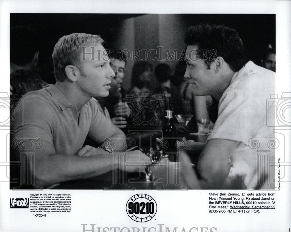 1990 Press Photo Ian Ziering Vincent Young TV Actors - RRW87217 - Historic Images