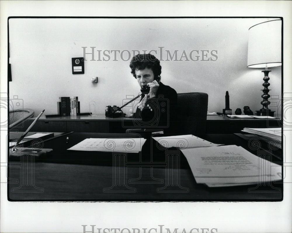 1981 Press Photo M Jane Kay Vice President Bus Exec - RRW87359 - Historic Images