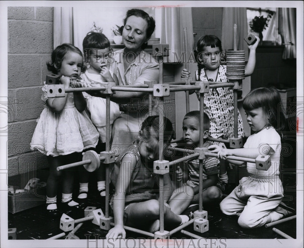 1956 Press Photo Play School director Mrs. Van Vleck - RRW87913 - Historic Images