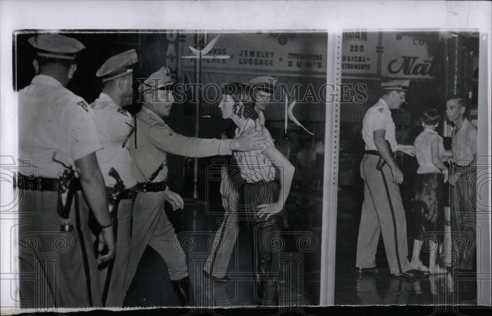 1955 Press Photo Southern Bell Telephone Workers Strike - RRW87987 - Historic Images