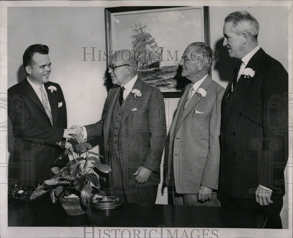 1958 Press Photo Thomas Willmore Winthrop Smith Cyrus - RRW88003 - Historic Images