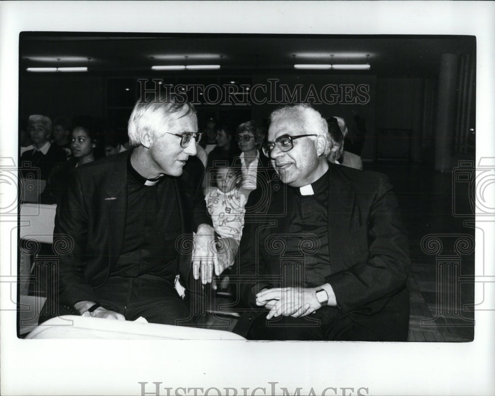 1987 Press Photo Rev Cesar Jerez University President - RRW88199 - Historic Images