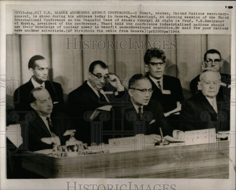 1964 Press Photo Atoms for Peace UN Conference - RRW89123 - Historic Images