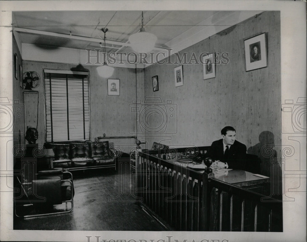 1948 Press Photo Communists Political Aim Society Room - RRW89303 - Historic Images