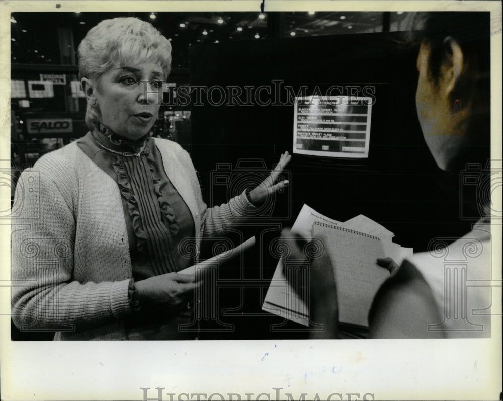 1983 Press Photo Computer Chicago Convention and Touris - RRW89393 - Historic Images