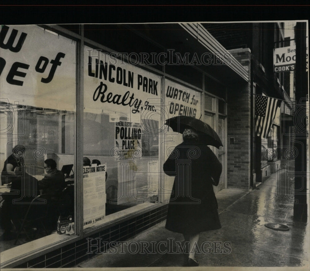 1966 Press Photo ELECTION POLLING CLARK ST. - RRW89461 - Historic Images