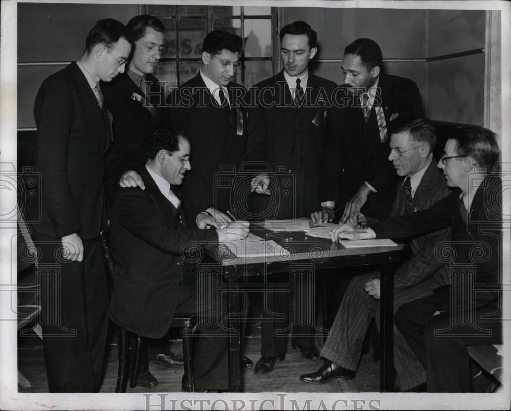 1940 Press Photo Mayfair Hall Communistic Convention - RRW89675 - Historic Images