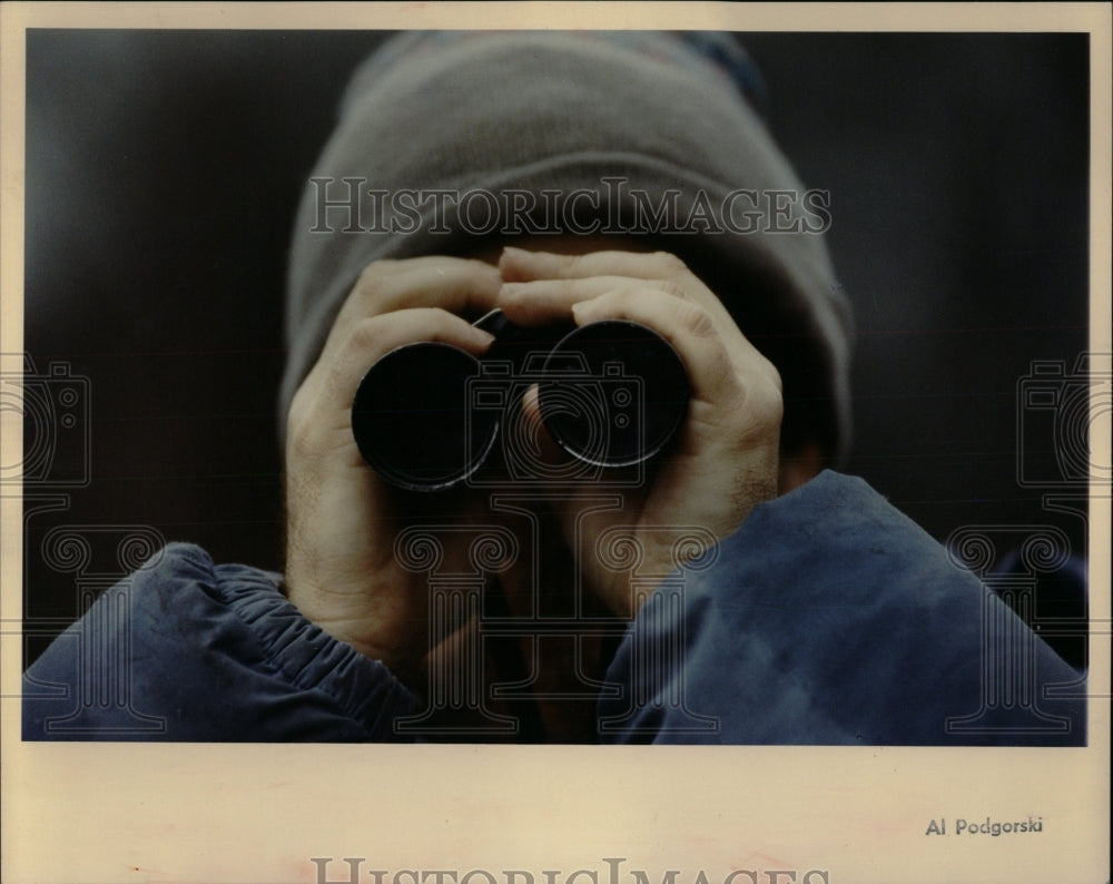 1990 Press Photo Bird watcher Joel Greenberg - RRW89869 - Historic Images