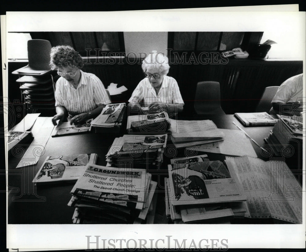 1989 Press Photo Marie Grucz Of Resurrection Catholic - RRW90023 - Historic Images