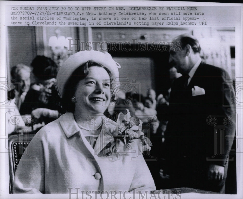 1962 Press Photo Politician Wife Celebrezze Cleveland - RRW90117 - Historic Images