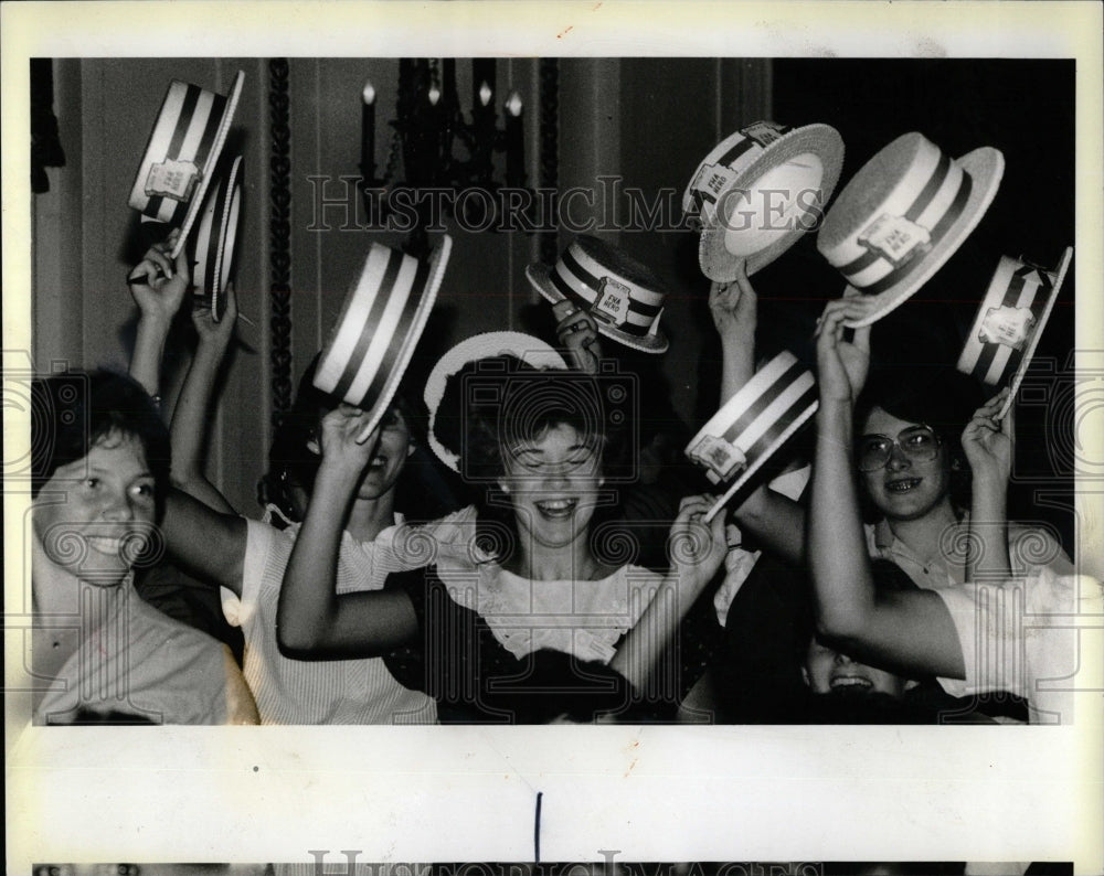 1984 Press Photo Missouri Future Homemakers America - RRW90171 - Historic Images