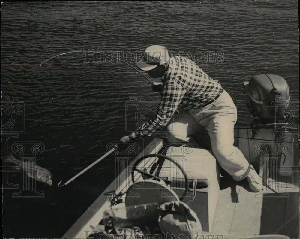 press photo Fishing - RRW90271 - Historic Images