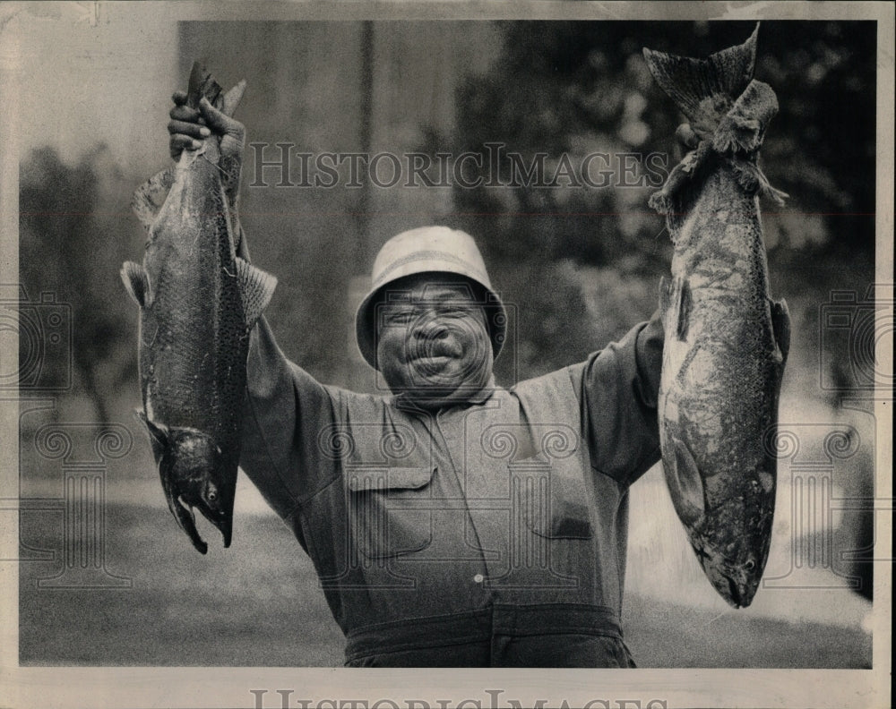 1980 Press Photo Louie Davis area fisherman - RRW90369 - Historic Images