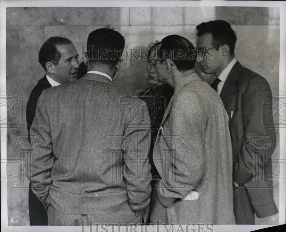 1953 Press Photo Communist inquiry in Michigan - RRW90695 - Historic Images