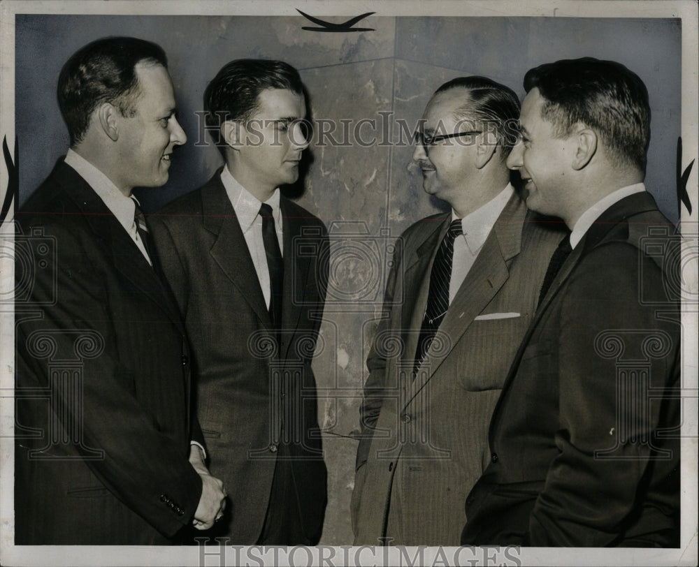 1953 Press Photo Communist inquiry in Michigan - RRW90699 - Historic Images