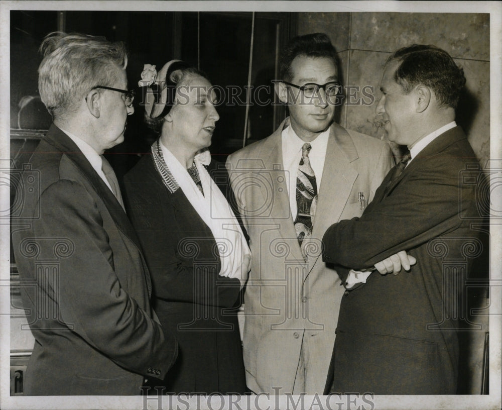 1953 Press Photo Communist inquiry in Michigan - RRW90701 - Historic Images