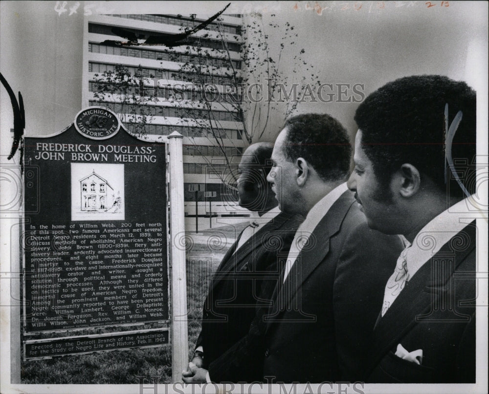 1971 Press Photo Coar, Browne and Render at ceremony - RRW91051 - Historic Images