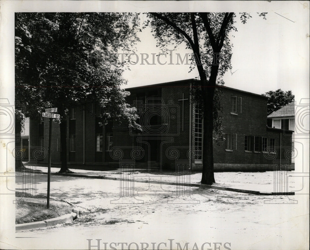 1958 Press Photo Dominican Convent St. Edward High - RRW91081 - Historic Images