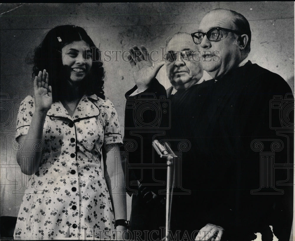 1974 Press Photo Laura Robles At Junior Officials Day - RRW91591 - Historic Images