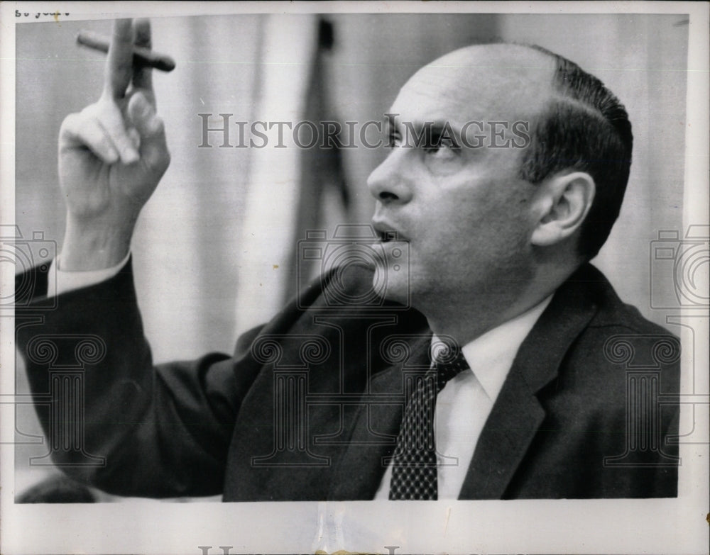 1966 Press Photo Lee C. White FPC Chairman Conference - RRW91847 - Historic Images