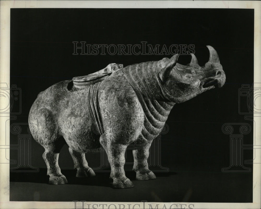 1980 Press Photo Bronze Rhinoceros China Field Museum - RRW91963 - Historic Images