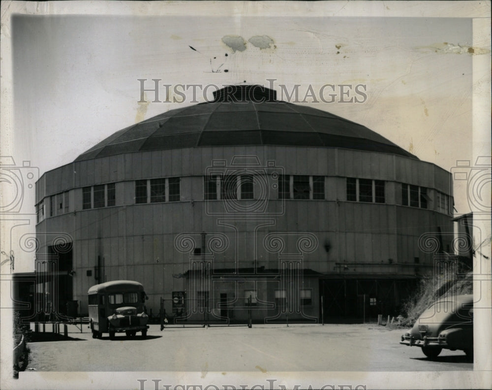 1946 Press Photo Cyclotron Magnet University California - RRW92117 - Historic Images