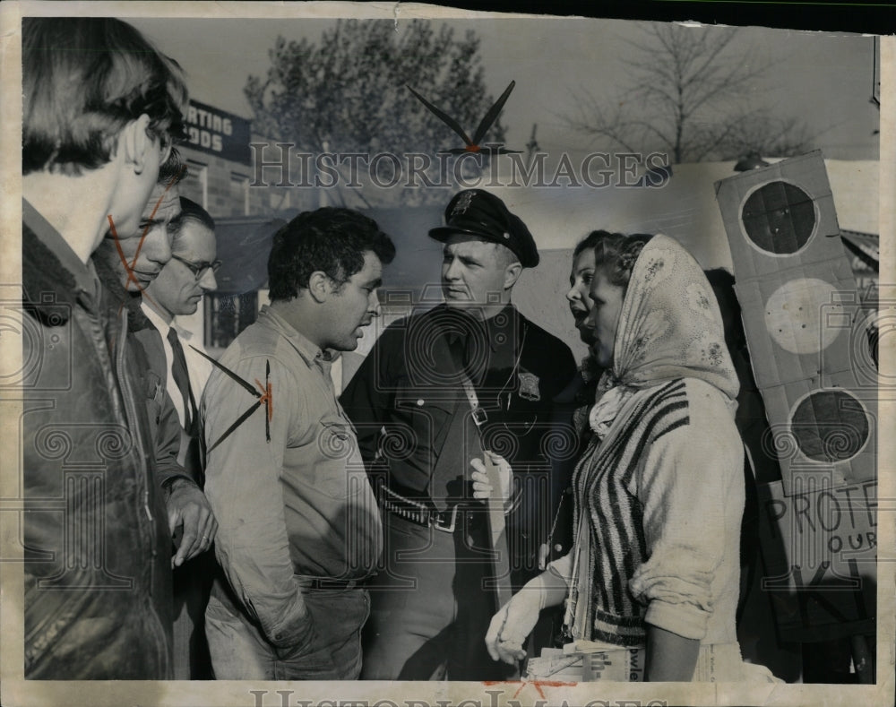 1955 Press Photo Highways Driver Americo Trubiani - RRW92173 - Historic Images