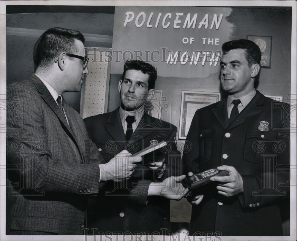 1961 Press Photo Chicago Historical Museum Police - RRW92481 - Historic Images