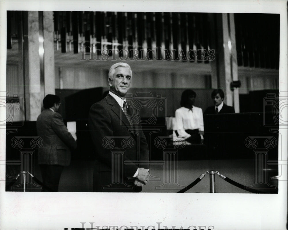 1983 Press Photo Leslie Nielsen film TV actor comedian - RRW92831 - Historic Images