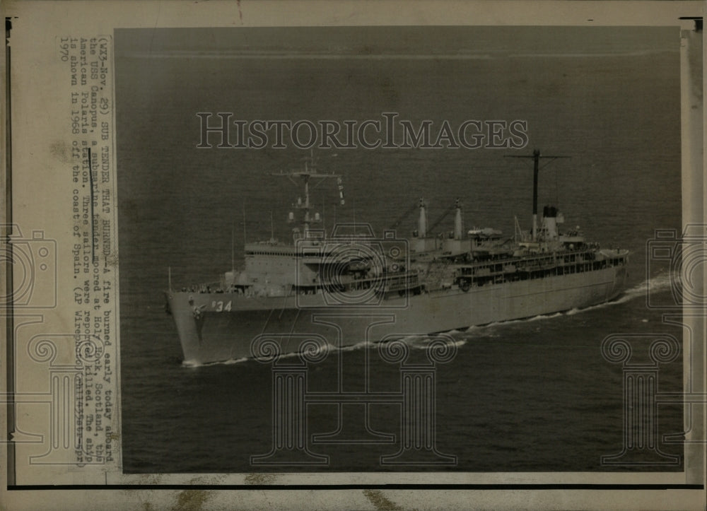 1970 Press Photo American Polaris submarine tender USS - RRW93369 - Historic Images