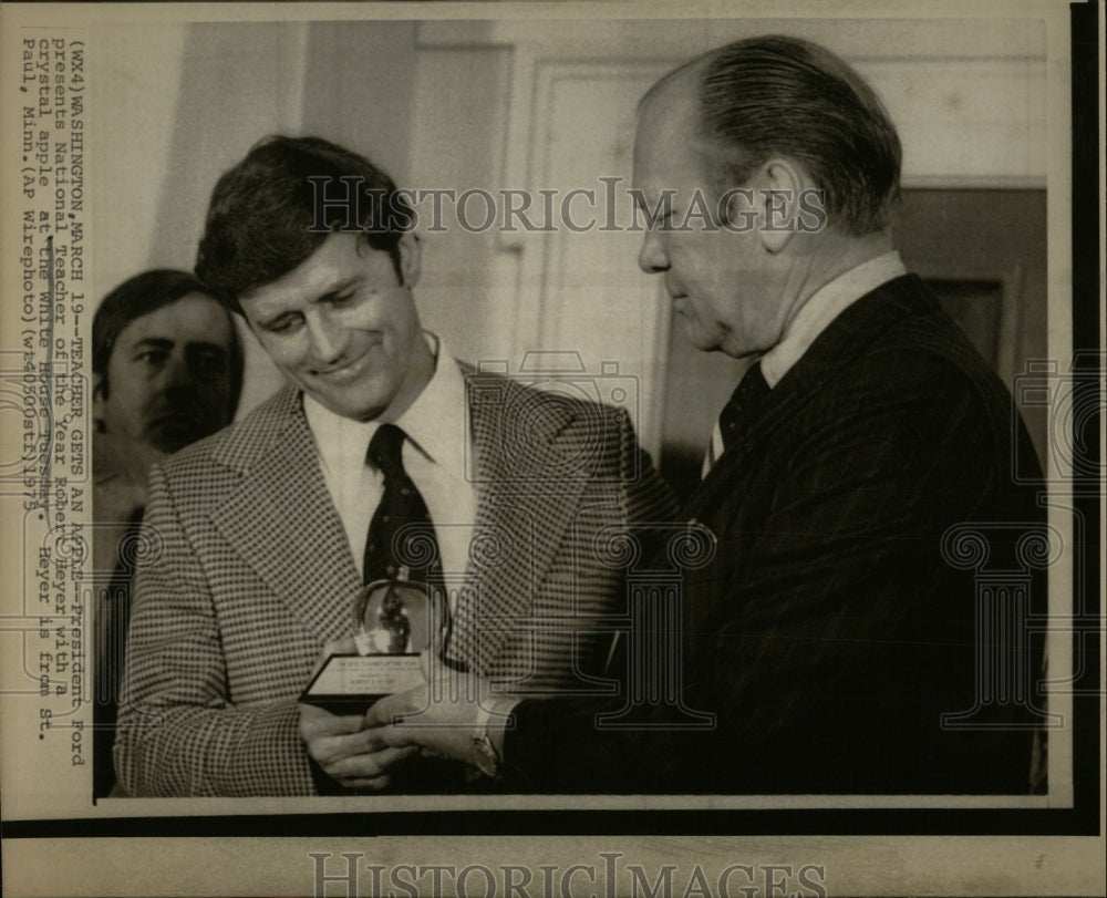 1975 Press Photo Robert Heyer National Teacher - RRW93415 - Historic Images