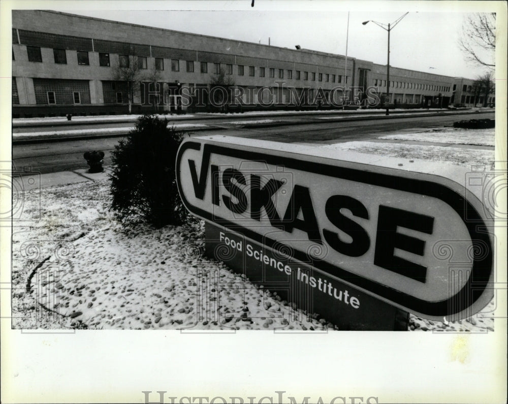 1988 Press Photo Viskase Corp Food Science Institute - RRW93429 - Historic Images