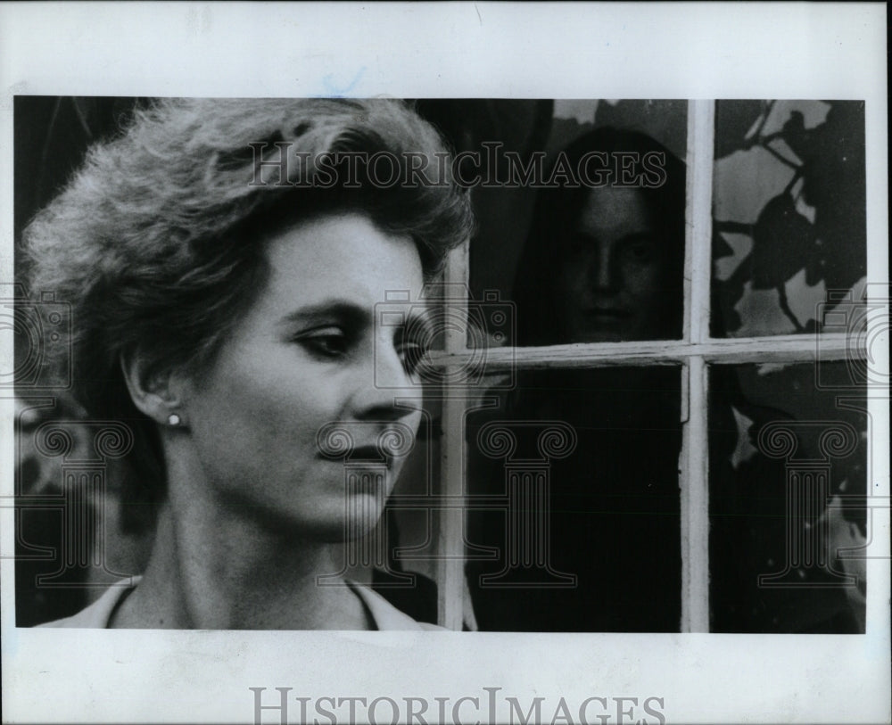 1985 Press Photo Hanna Schyguil Liberate artist Husband - RRW93627 - Historic Images