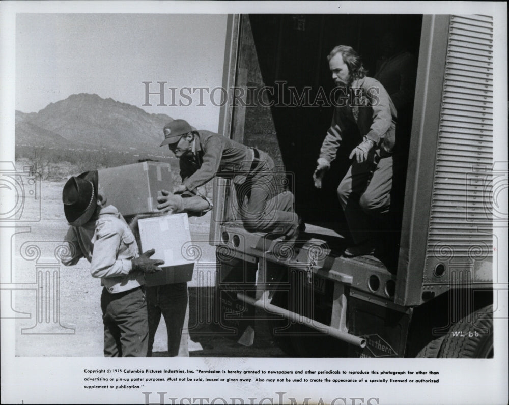 1975 Press Photo Jan Michael Vincent kay Lenz Pickens - RRW93635 - Historic Images