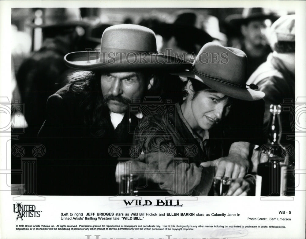 1995 Press Photo Jeff Brides Ellen Barking Wild Bill - RRW93663 - Historic Images