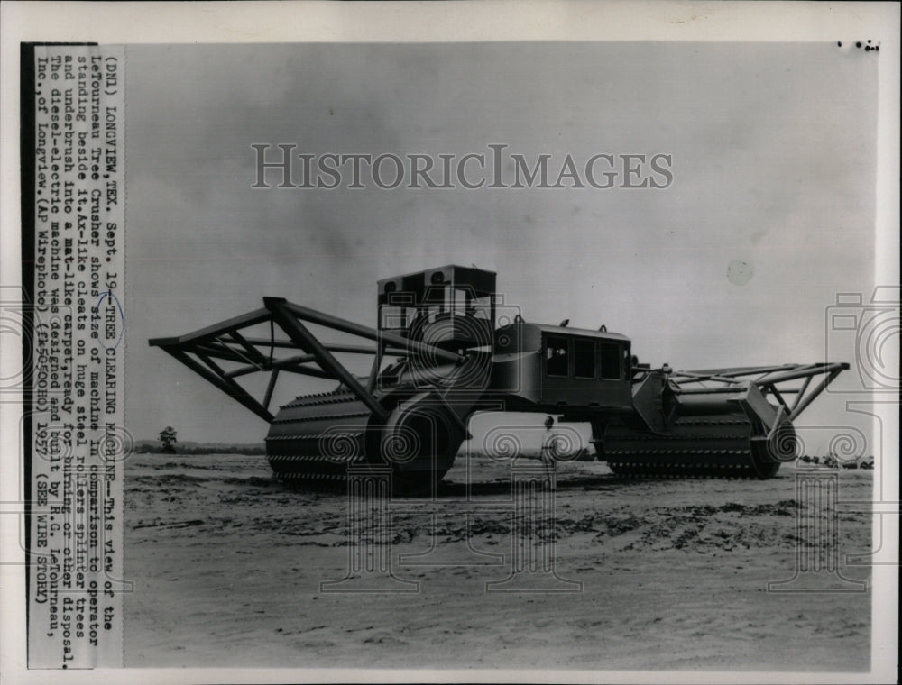 1957 Press Photo LeTourneau Tree Crusher Machine - RRW93919 - Historic Images