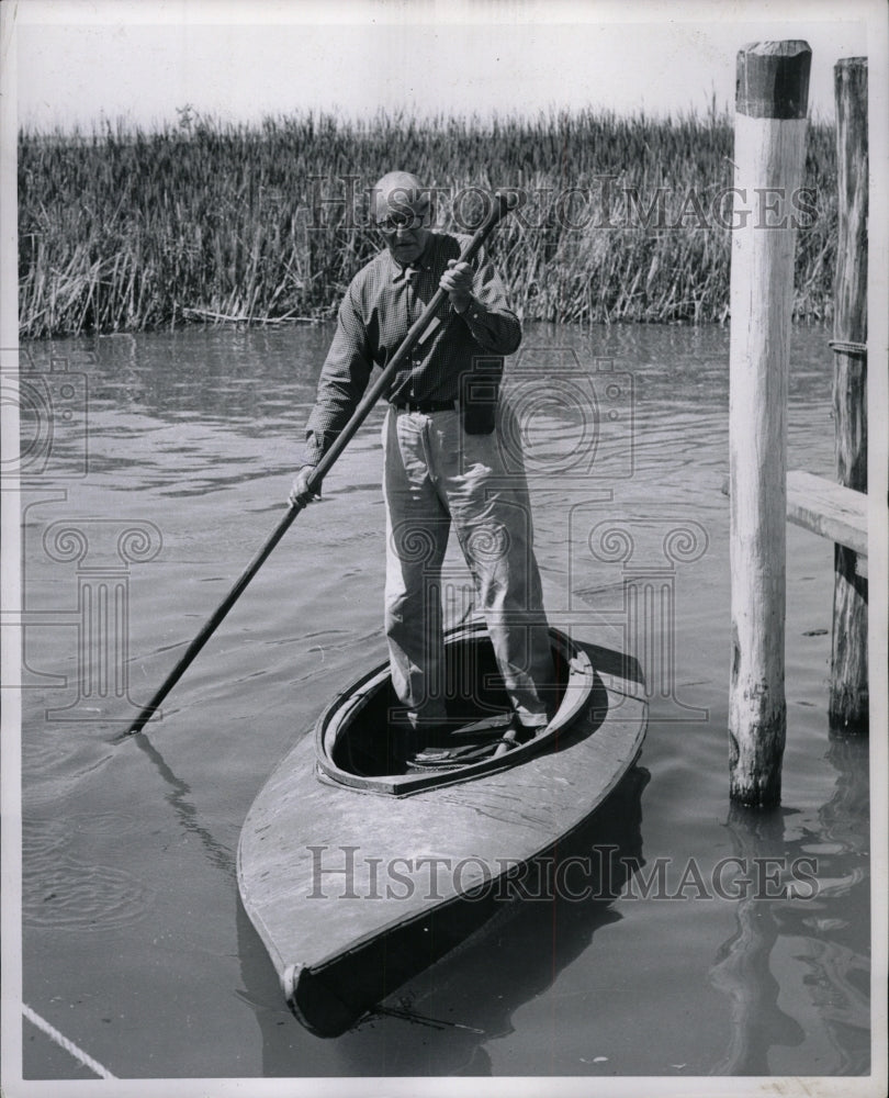 1962 Press Photo Lee J Smith Newsman News Writer Mich - RRW94491 - Historic Images