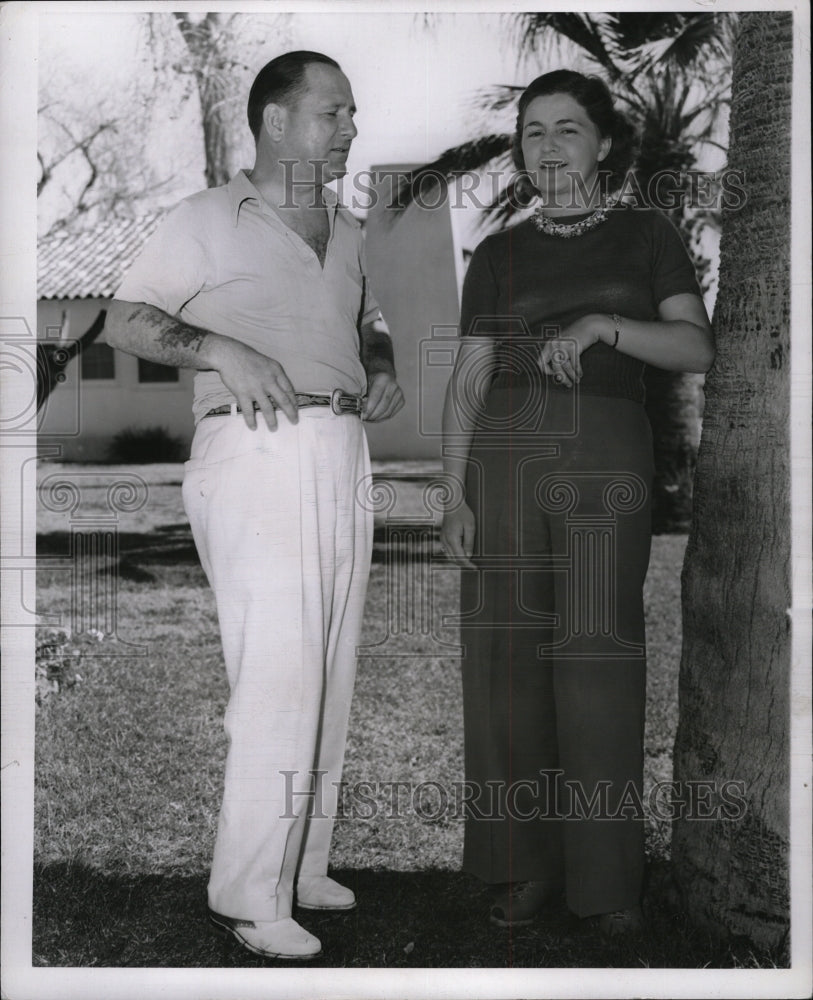 1940 Press Photo Mr Mrs Harry Benton Ann Arbor Springs - RRW94761 - Historic Images