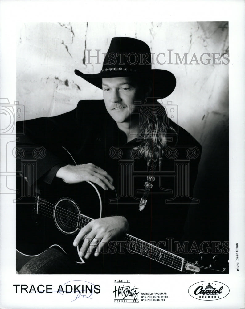 Press Photo Trace Adkins Music Artist - RRW95039 - Historic Images