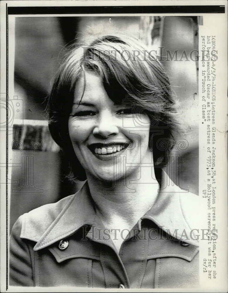 1974 Press Photo Actress Glenda Jackson - RRW95087 - Historic Images