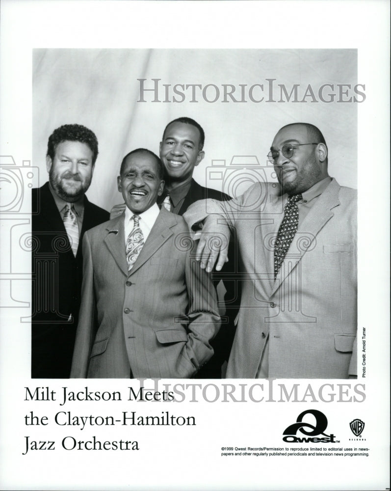 1999 Press Photo Milt Jackson Meets Clayton Hamilton - RRW95203 - Historic Images