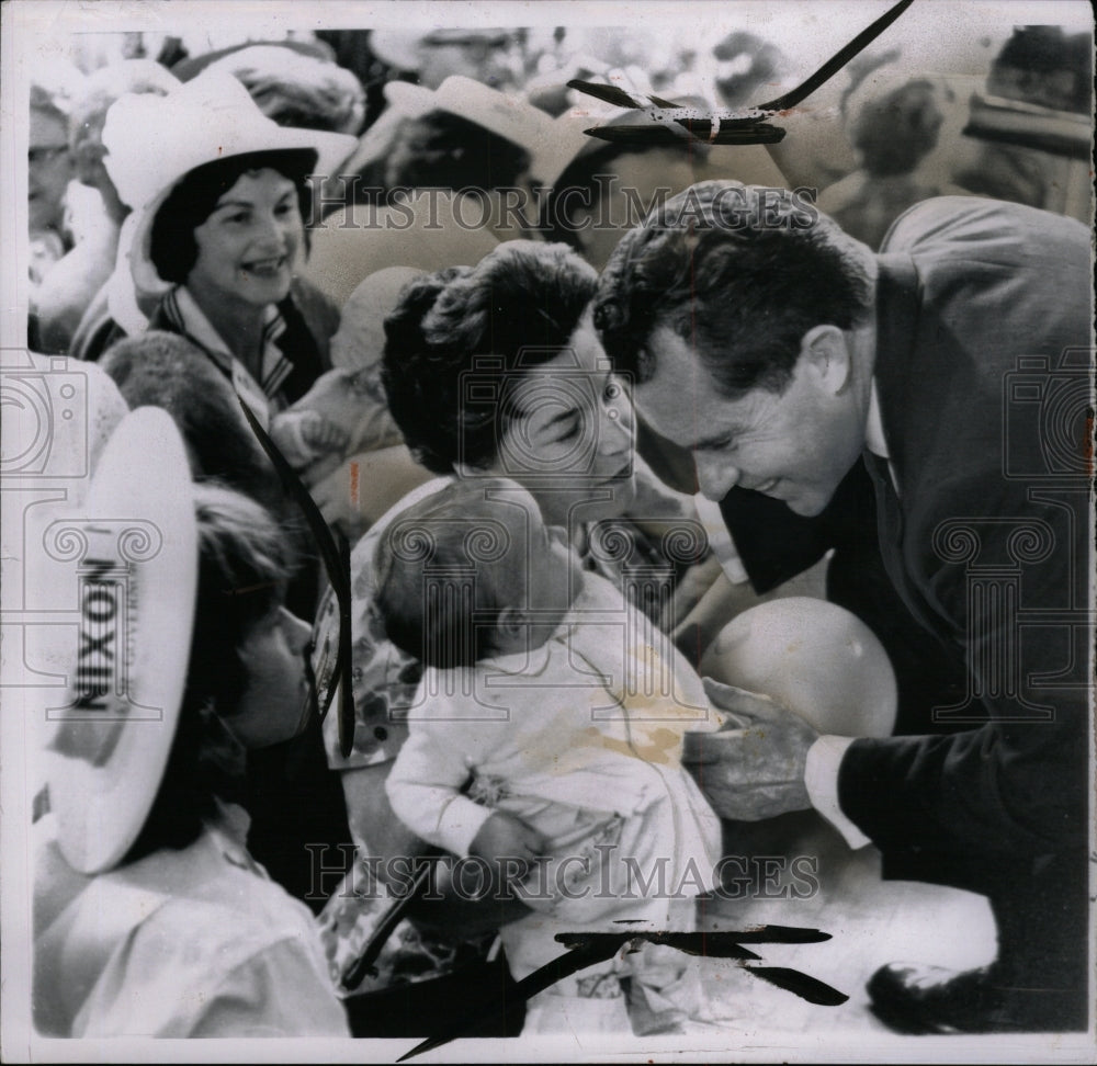 1962 Press Photo Richard Nixon Campaign - RRW95377 - Historic Images